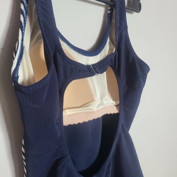 VNTG • Nautical • Malliot One-Piece Bathing Suit - Picture 4 of 5